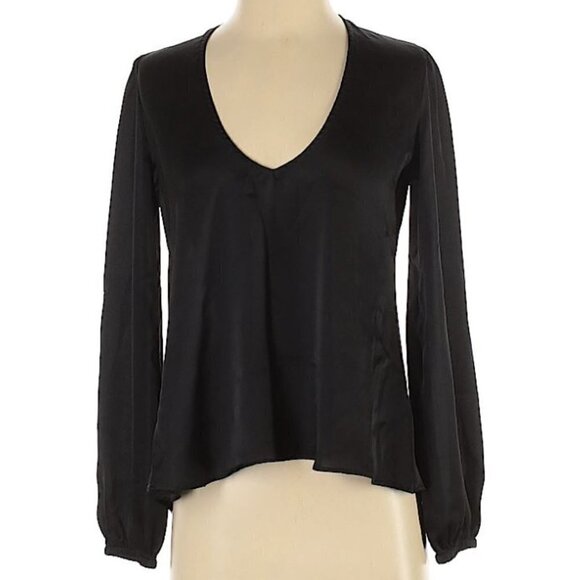 Lovers + Friends Daydream V-Neck Plunging Blouse - Picture 2 of 6